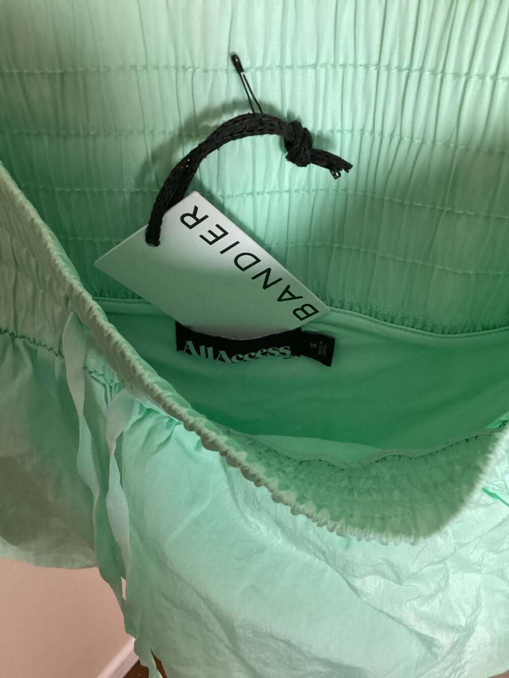 All Access Dynamic Smocked Waistband Athletic Shorts Mint Green Size S - Picture 2 of 3
